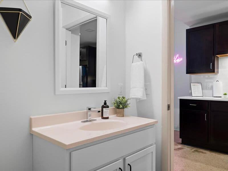 Cozysuites Historic 1Br, Downtown Pittsburgh Kültér fotó